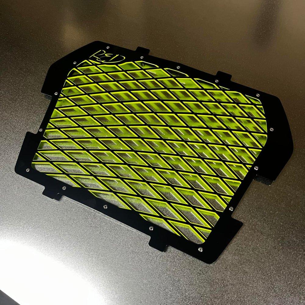 KRX / KRX4 – Razor Edge Design